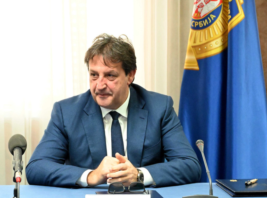 Ministar Gašić stigao u Bor kako bi obišao pripadnike MUP koji tragaju za nestalom devojčicom