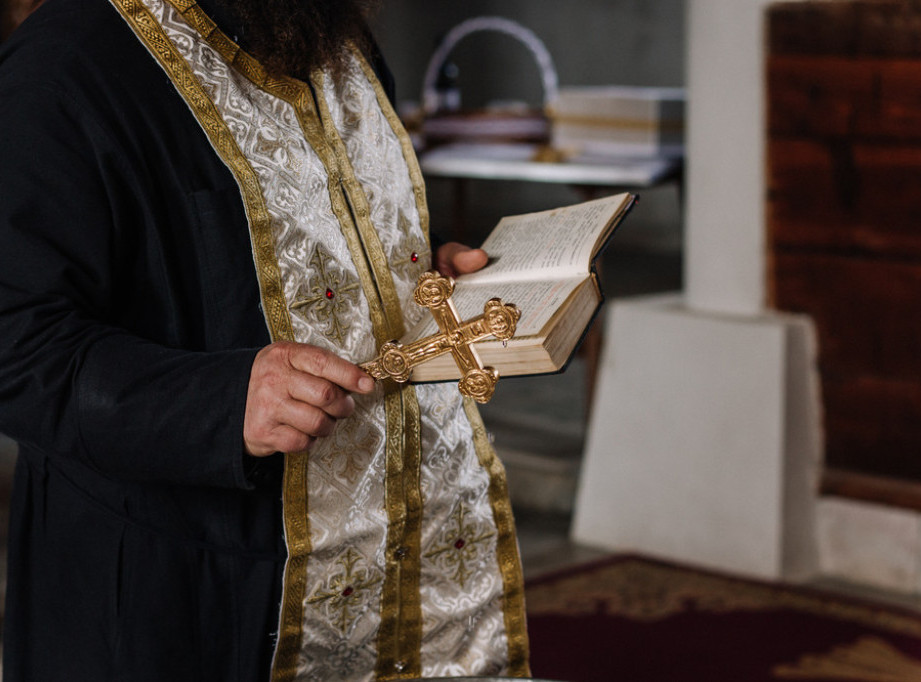 U Hramu Svetog proroka Ilije u Mlaki liturgija povodom Dana proboja logoraša Jasenovca