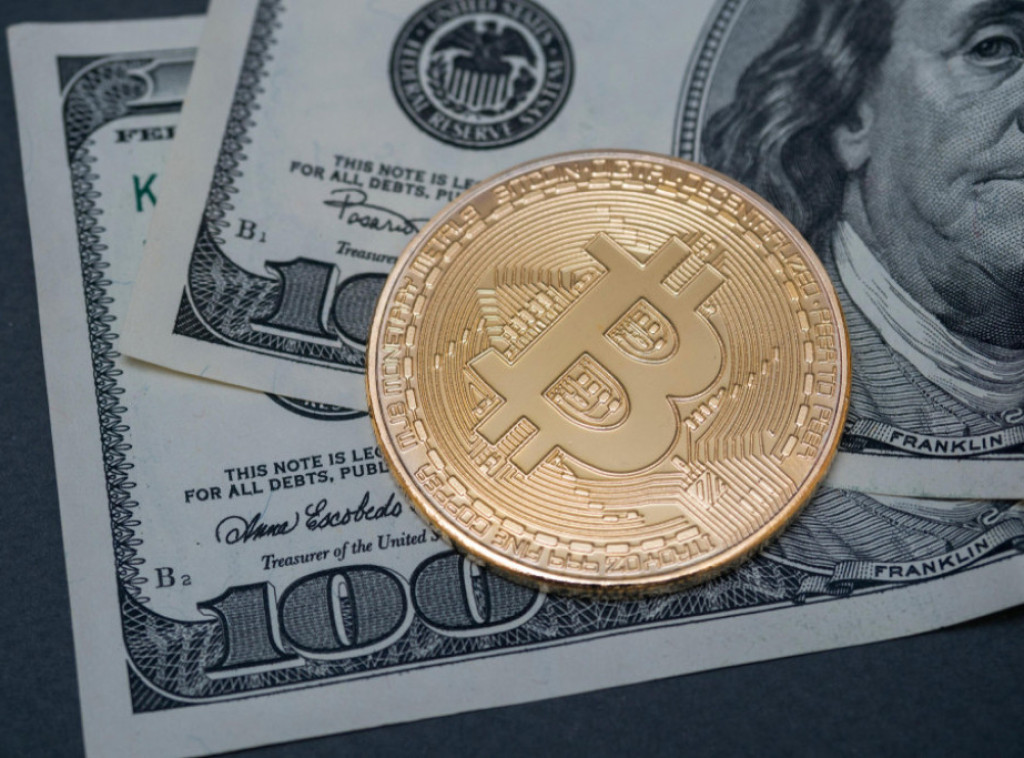 Bitkoin pao za 7,25 odsto na 57.872 evra, loš dan za većinu glavnih kripto valuta