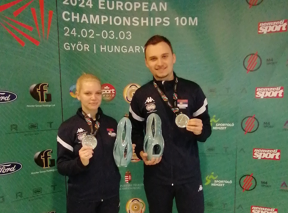 Juniori Srbije Aleksandra Havran i Aleksa Rakonjac osvojili srebro na EP vazdušnim pištoljem