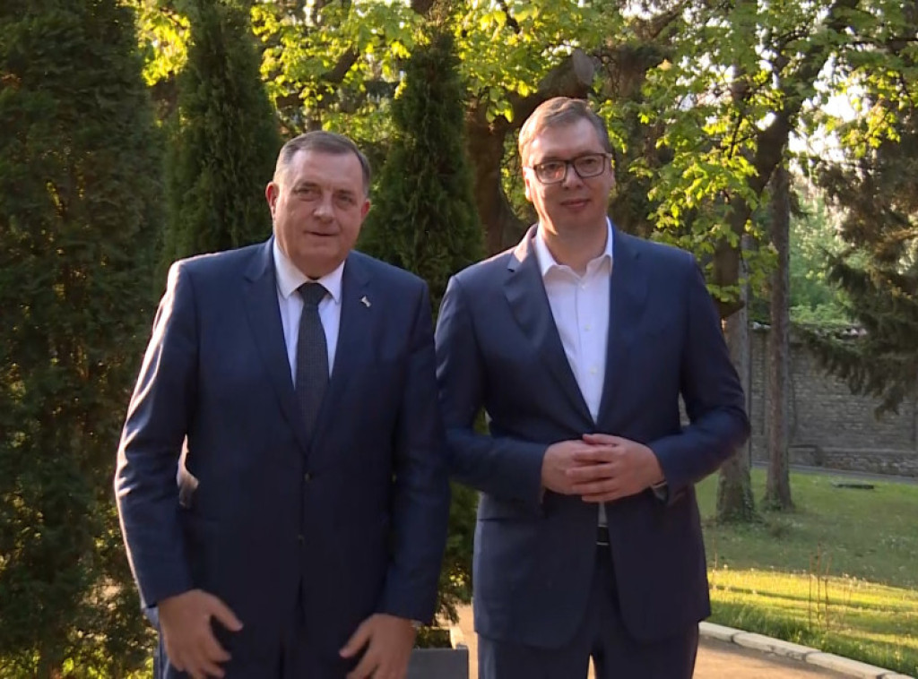 Vučić, Dodik i Višković u poseti Bileći