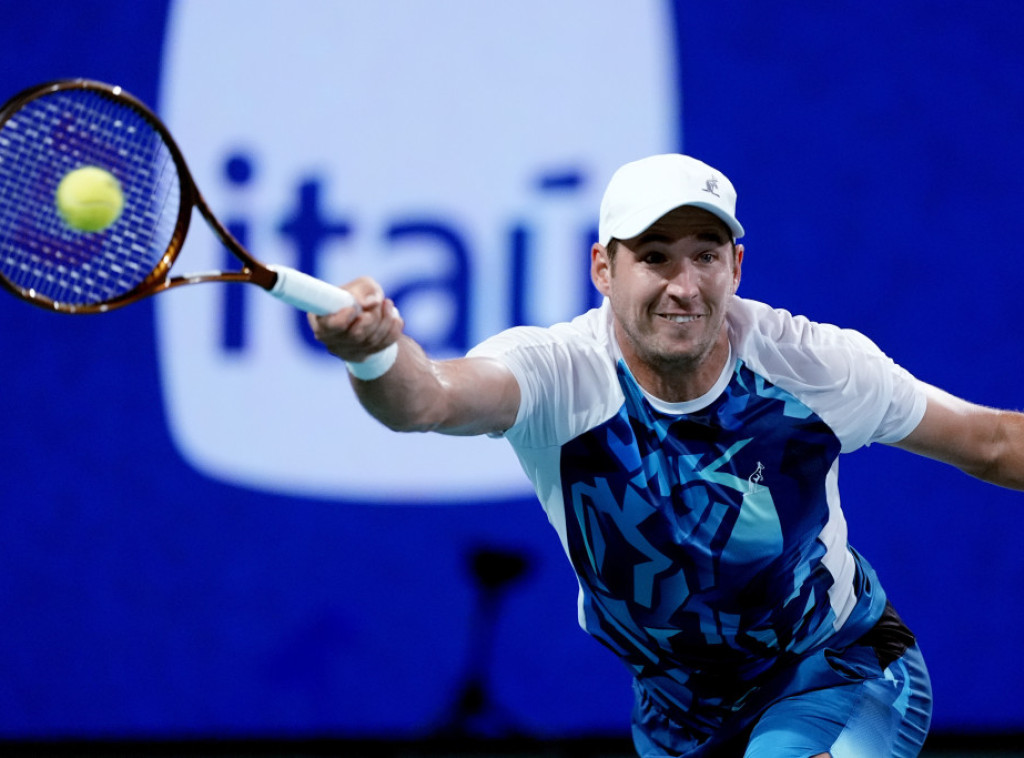 Teniser Dušan Lajović plasirao se u drugo kolo ATP turnira u Barseloni