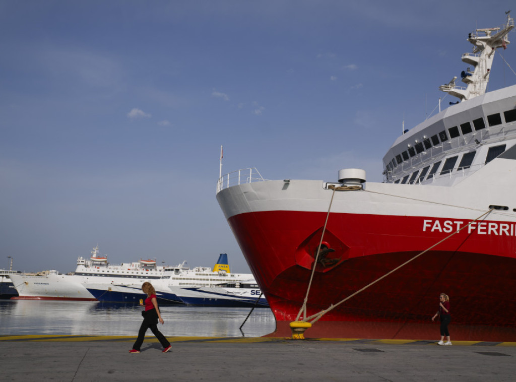 Grčki radnici u sektoru prevoza stupili u štrajk, vozovi i brodovi ne saobraćaju