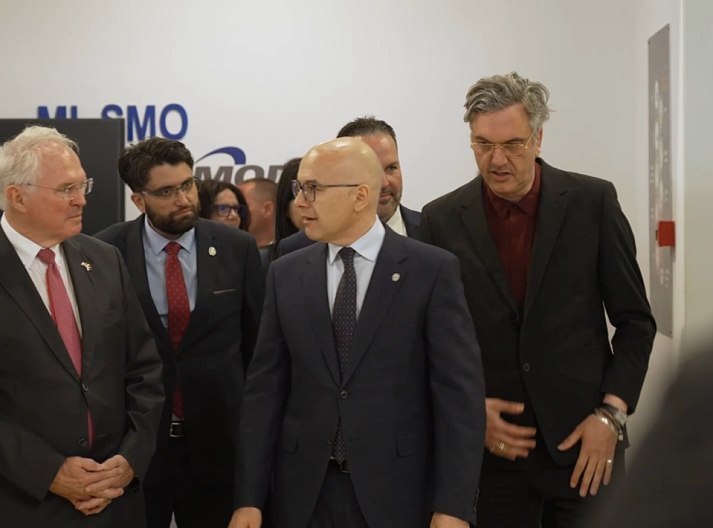 Ministar Vučević otvorio novi proizvodni pogon kompanije "Modine" u Sremskoj Mitrovici