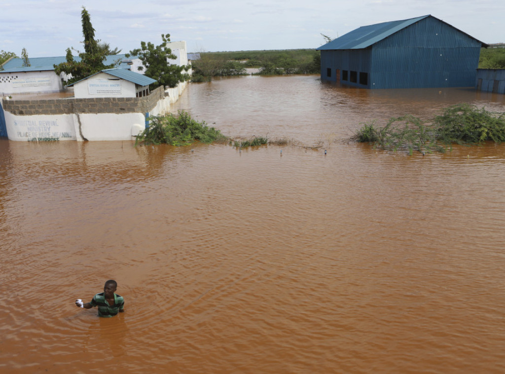 Broj poginulih u poplavama u Keniji povećan na 228