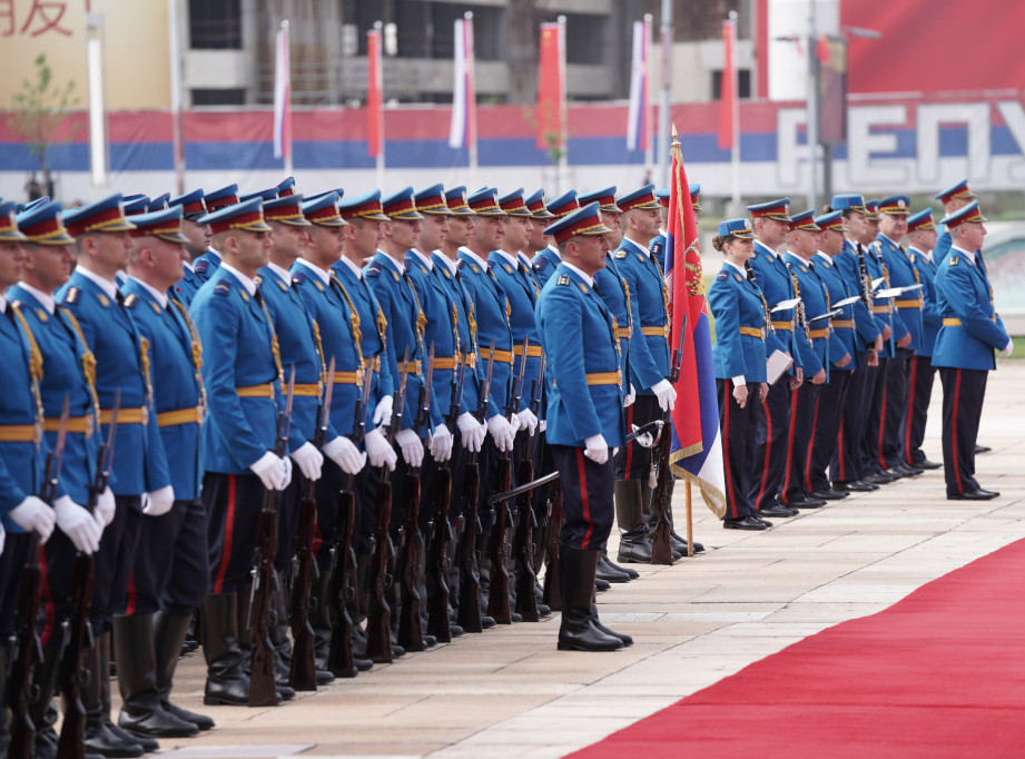 Vučić priredio svečani doček za Sija uz najviše državne počasti