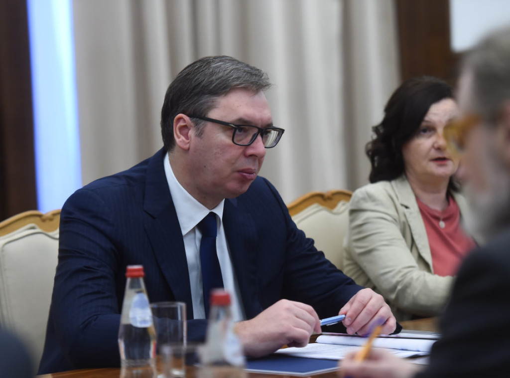 Vucic receives Larcher