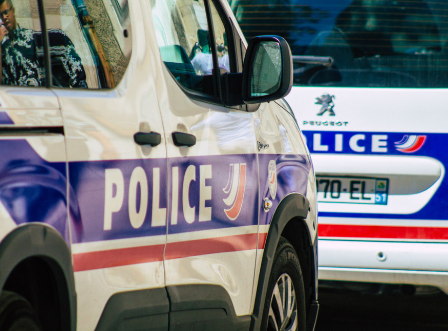 Francuska policija uhapsila 26-godišnjeg muškarca ukrajinsko-ruske nacionalnosti, držao eksploziv u hotelskoj sobi