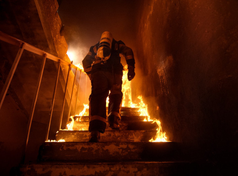Rusija: Požar u hotelu u Norilsku, vatrogasci spasili 38 osoba