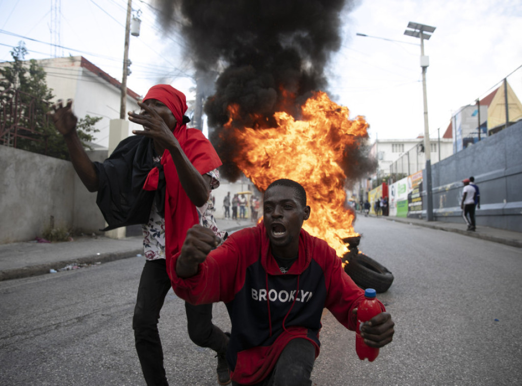 Haiti: Bande ubile 12 nedužnih ljudi tokom borbe za teritoriju