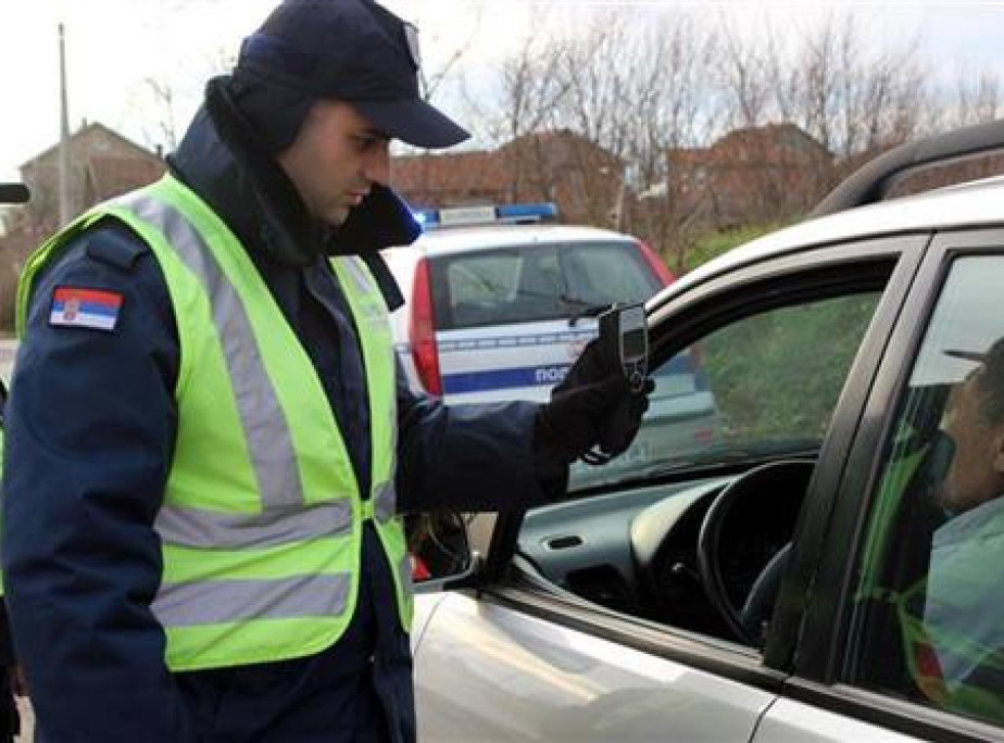 Od sutra do 11. decembra policija će sprovoditi pojačane kontrole vozača zbog alkohola i narkotika