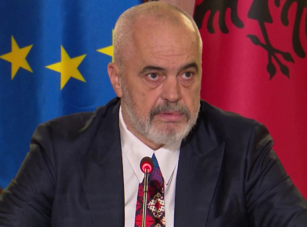 Edi Rama izašao iz bolnice nakon što mu je operisano slepo crevo