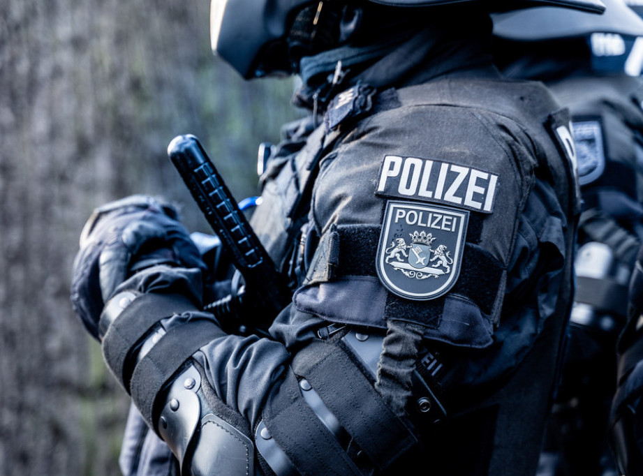 Muškarac u Nemačkoj napao policiju nožem, ubijen na licu mesta