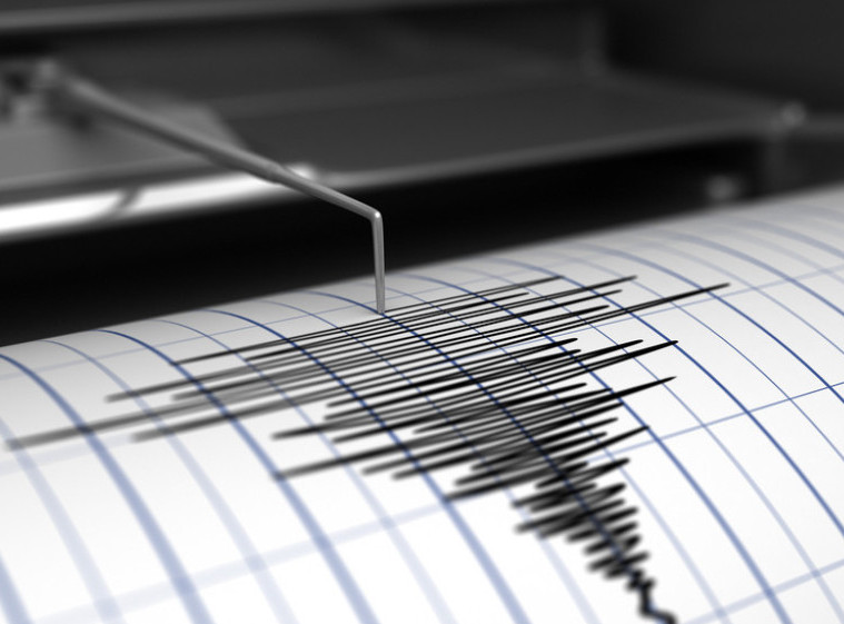 Slabiji zemljotres magnitude 2,7 noćas pogodio područje Zadra