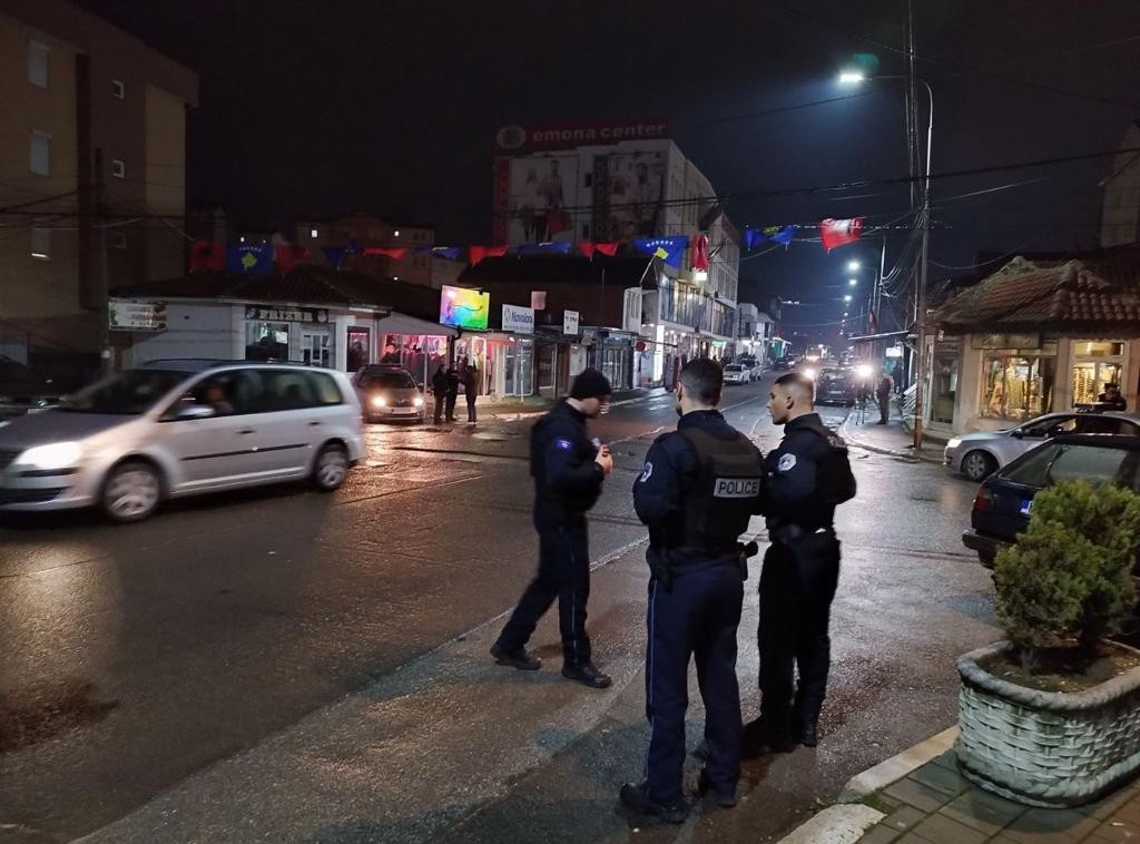 Kešelj: Tužno je kad policija ispituje trenera, Srbija je uvek uz svoj narod na KiM