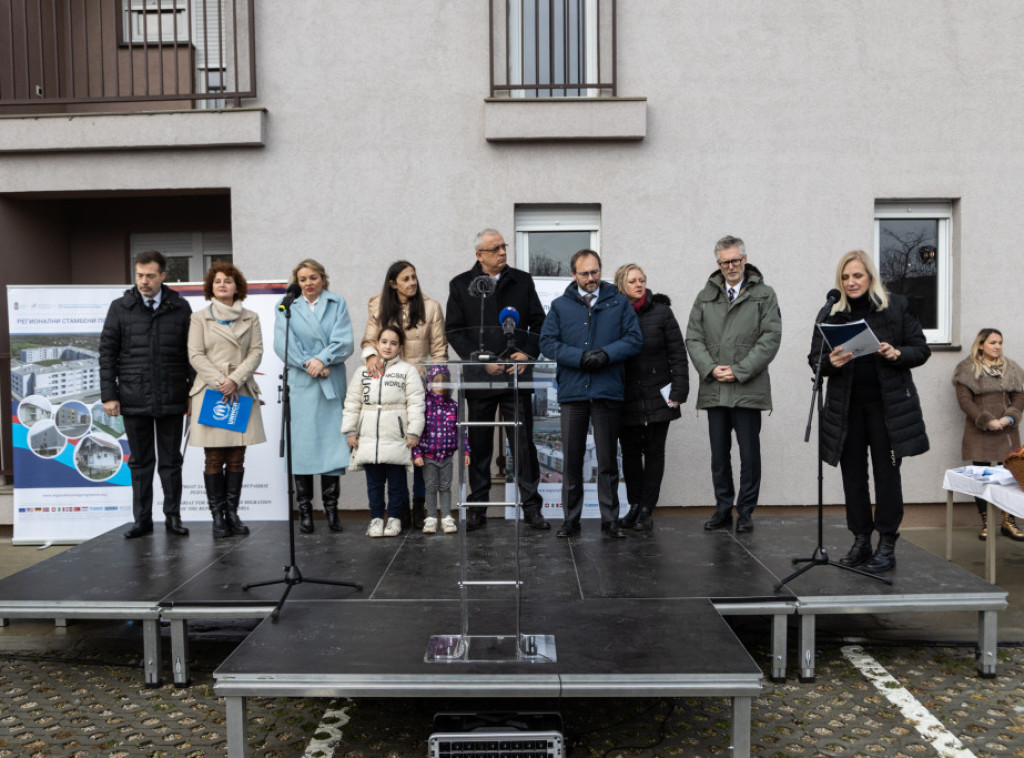 Subotica: Uručeni ključevi 44 novosagrađena stana izbegličkim porodicima