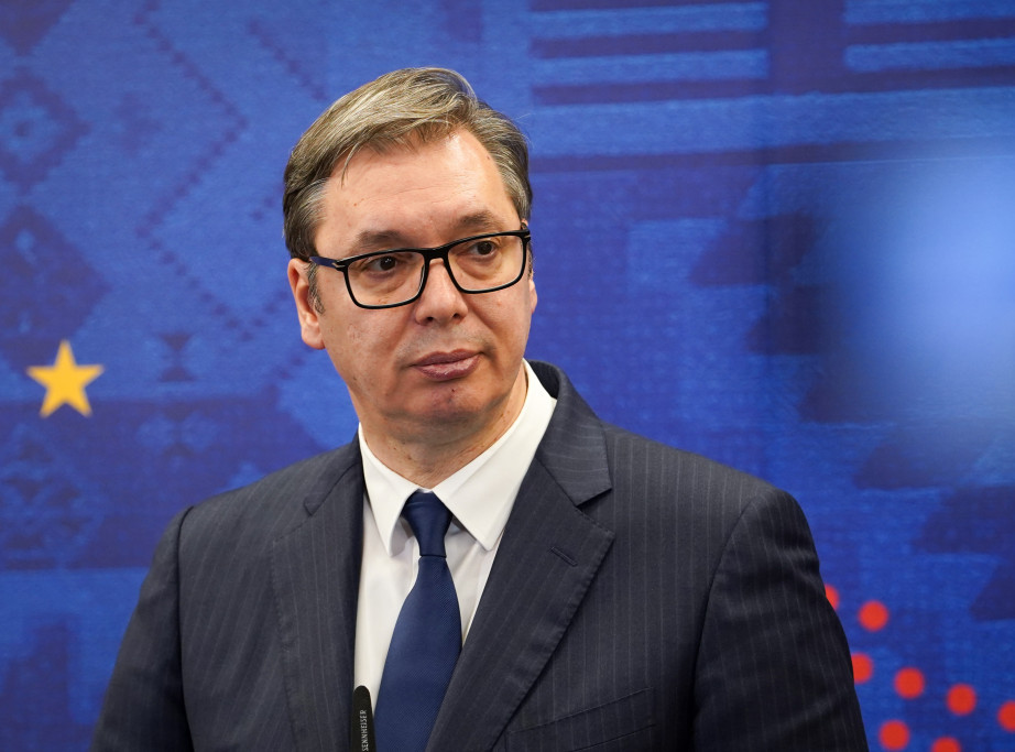 Vučič se obraća naciji večeras u 19 sati