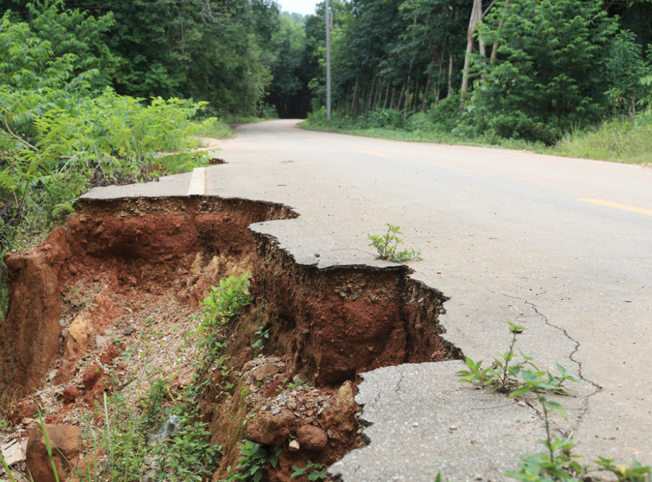 Klizište na jugozapadu Kine zatrpalo 47 ljudi, evakuisano oko 500