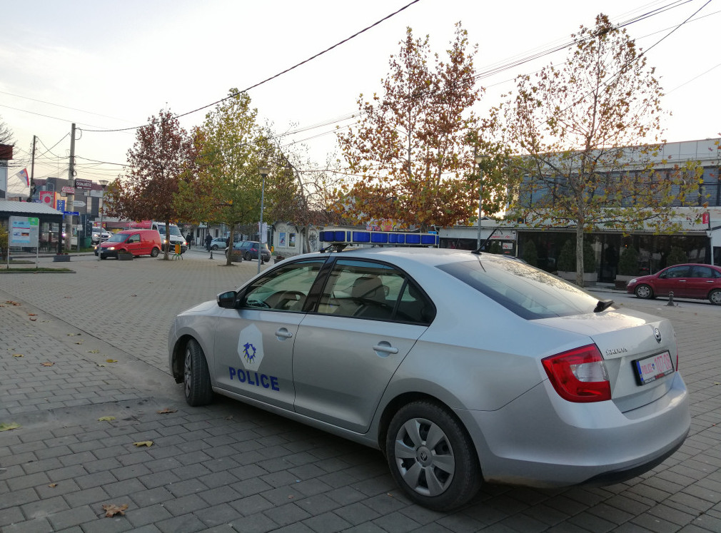 Obijene dve srpske kuće u selu Donja Brnjica kod Prištine