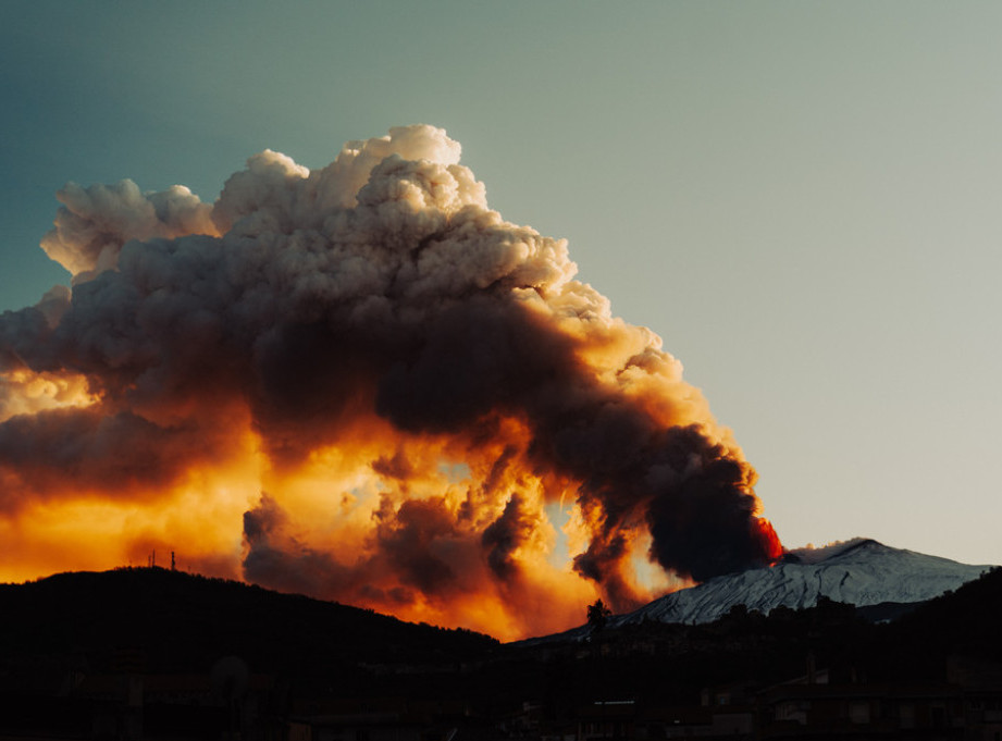 Gvatemala: Proradio Vatreni vulkan, evakuisano lokalno stanovništvo