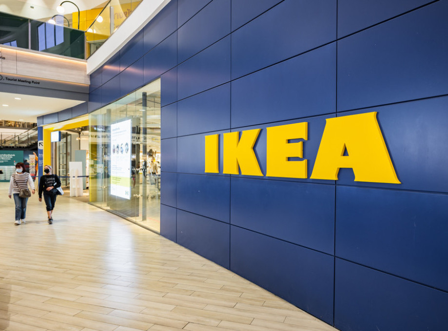 IKEA povlači ogledala "Lettan" zbog nesigurnih fiksatora i poziva kupce da naruče zamenu
