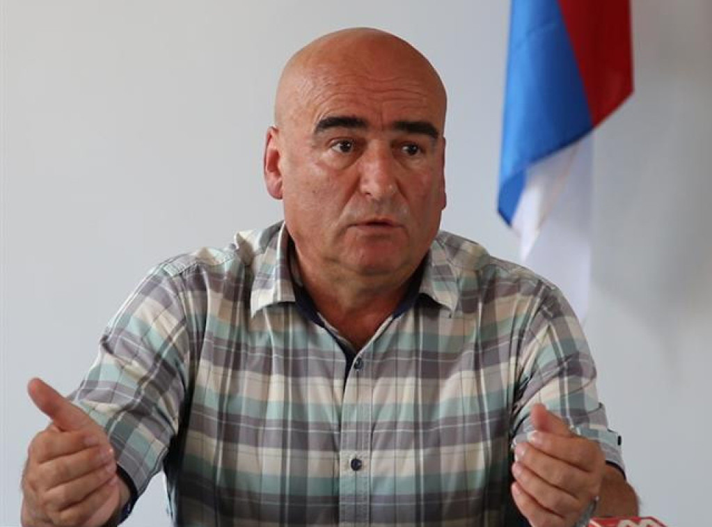 Serb arrested by Pristina held at Jarinje police base - lawyer