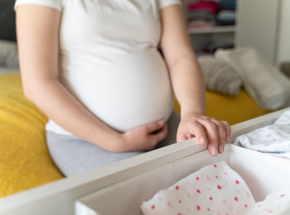 Mame su zakon: Zakonopisac da uskladi odredbu o naknadama za porodilje