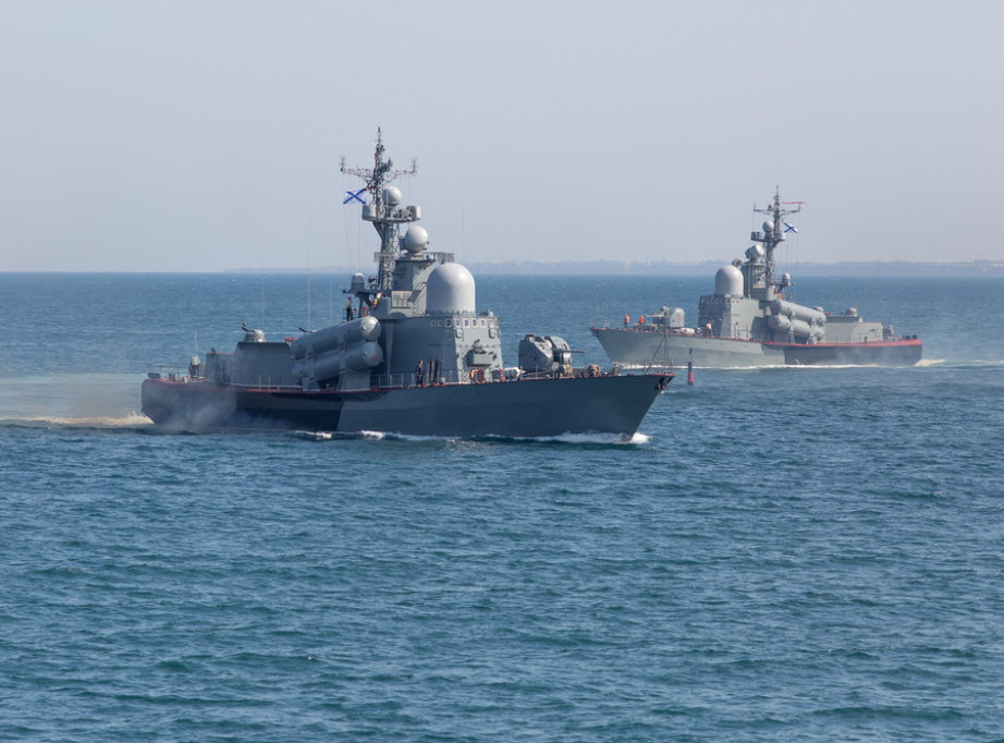 Rusija započela raspoređivanje flote u vodama Arktika