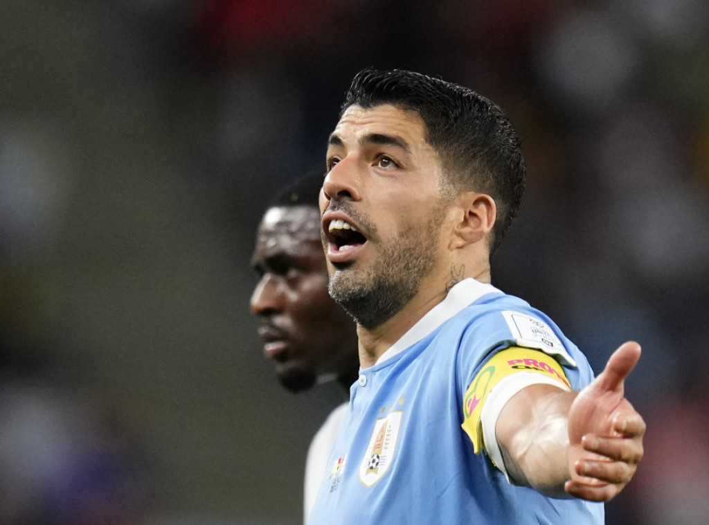 Luis Suarez novi član Gremija, potpisao dvogodišnji ugovor