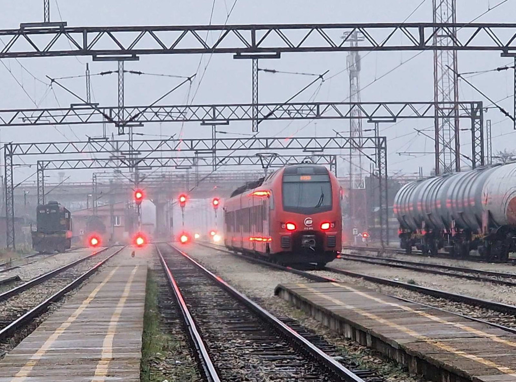 Posle više od decenije ponovo saobraćaju vozovi između Beograda i Pančeva