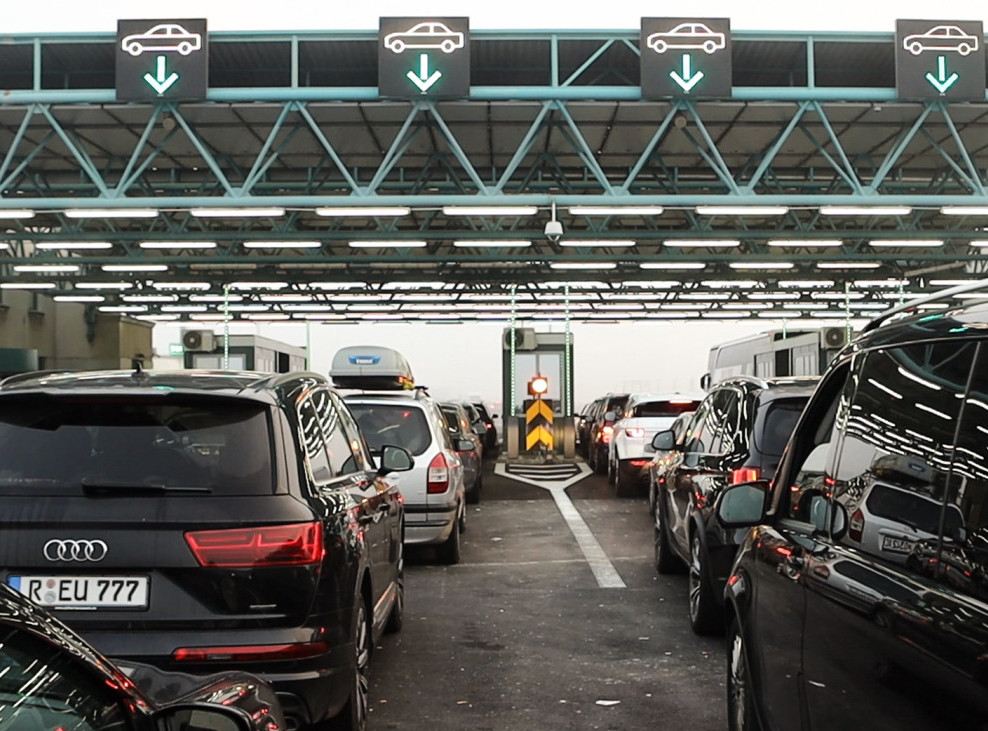Na prelazu Preševo, putnička vozila čekaju pola sata na izlazu iz Srbije