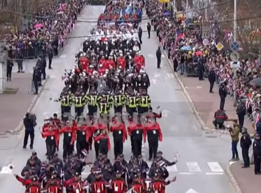 U toku prvi svečani defile u Istočnom Sarajevu