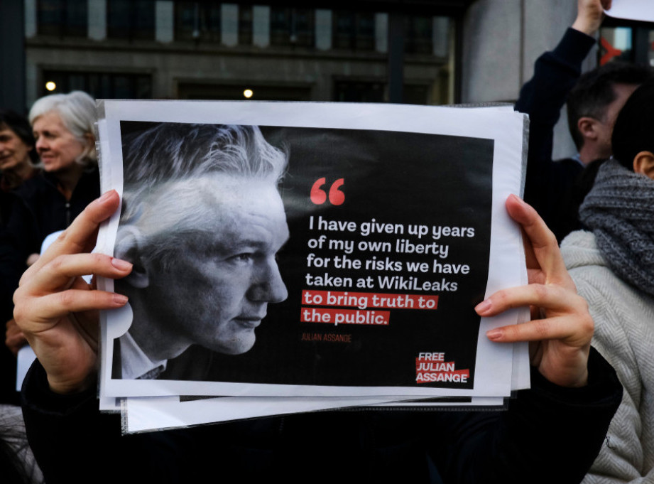 Visoki sud u Londonu: Džulijan Asanž može da uloži žalbu na izručenje SAD