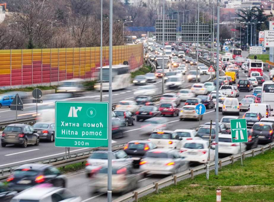 Putnička vozila i autobusi na GP Preševo, na izlazu iz zemlje,zadržavaju se 90 minuta