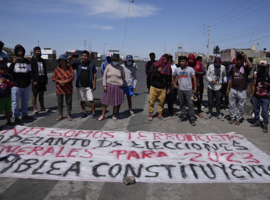 Peru: Najmanje 17 mrtvih u novim sukobima demonstranata i policije