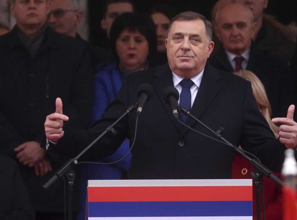 Dodik: Postoje ljudi koji su i na Dan Republike Srpske pokazali mržnju prema Srbima