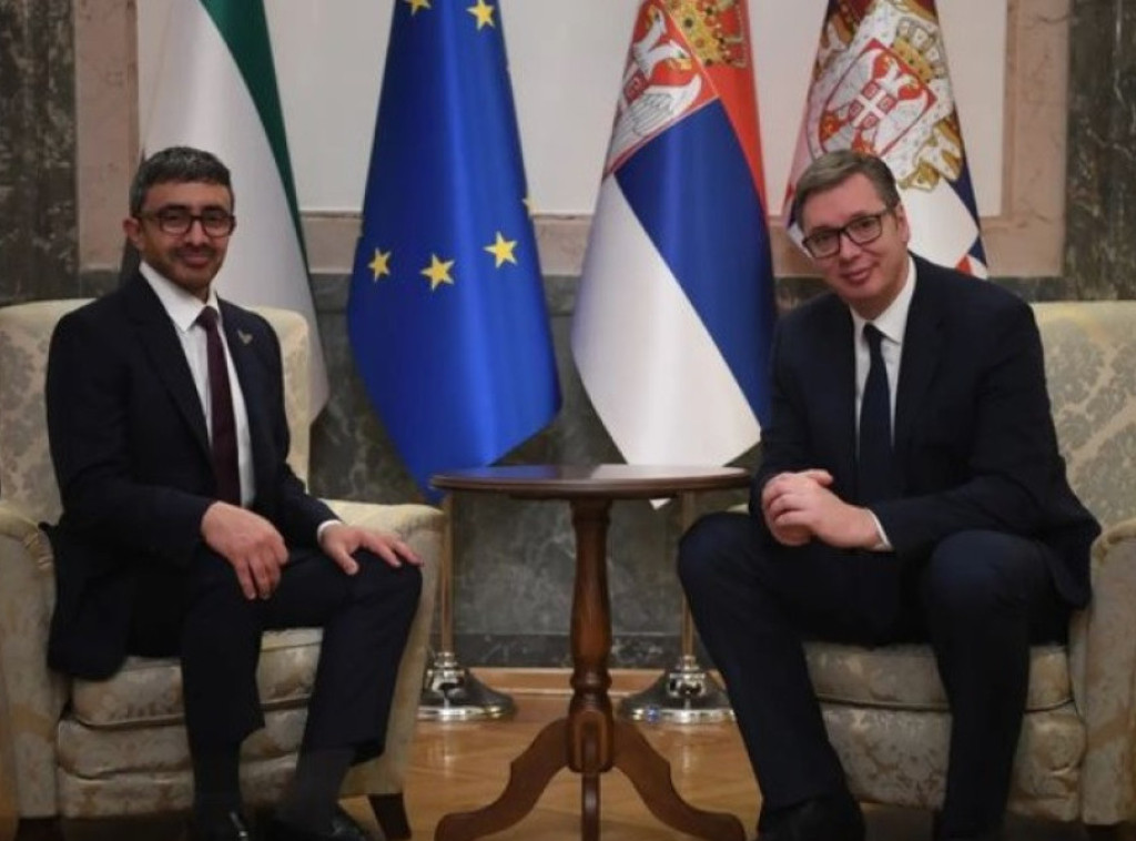 Vučić razgovarao sa ministrom Ujedinjenih Arapskih Emirata o širenju bilateralne saradnje i ekonomskih odnosa