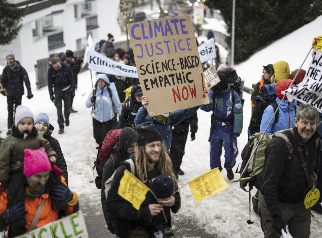 Davos: Klimatski aktivisti protestovali protiv velikih naftnih kompanija