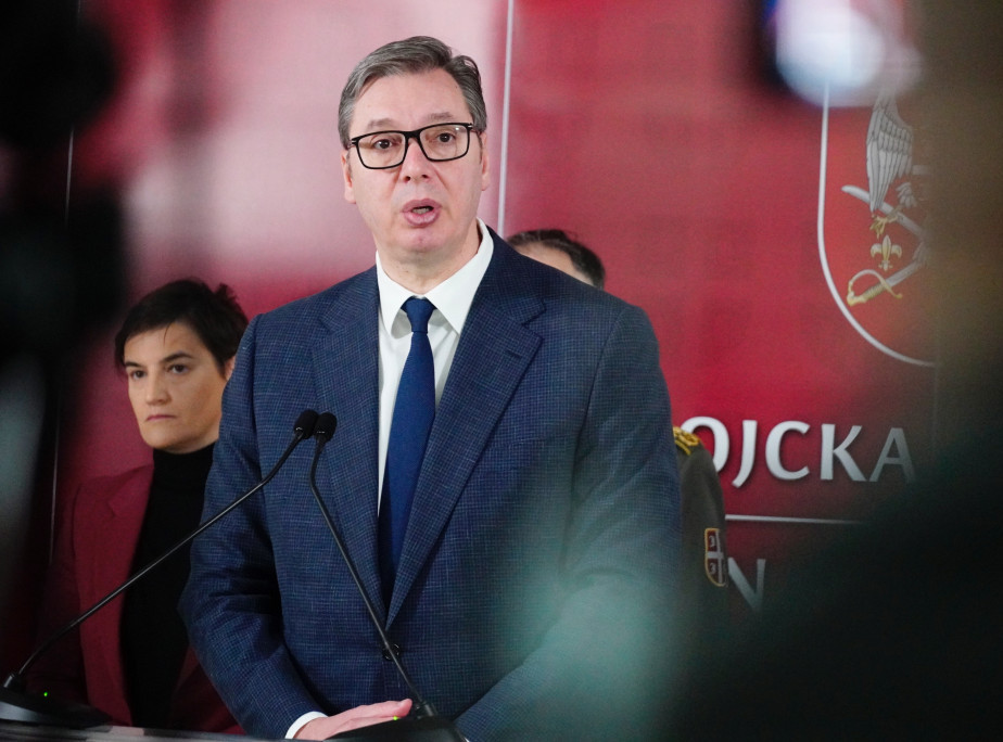 Vučić: Proizvodićemo bespilotne letelice i dronove, uskoro konkurs za prijem do 5.000 mladih u specijalne jedinice