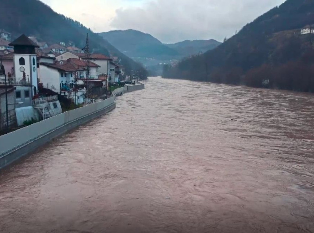 U Prijepolju proglašena vanredna situacija, Lim u porastu 20 cm na sat