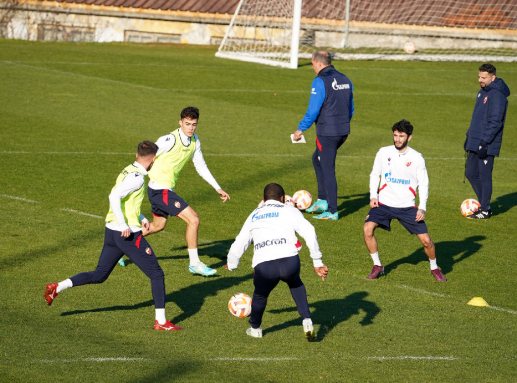 Nemanja Motika doneo pobedu fudbalerima Zvezde protiv Nefčija