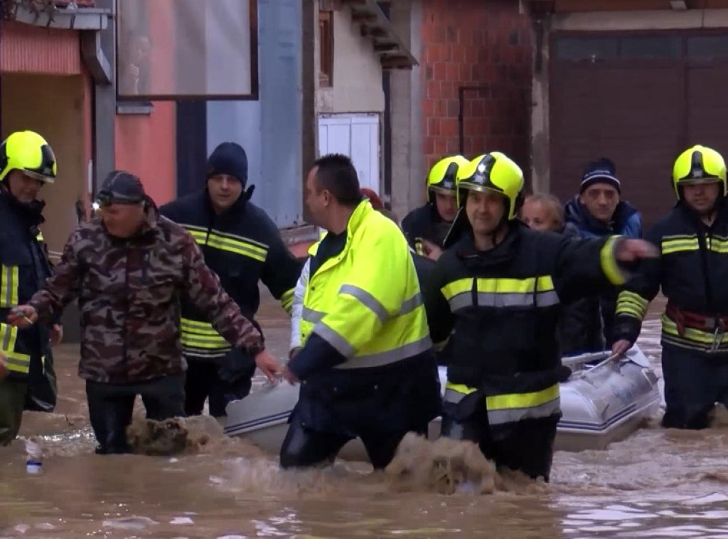 Evakuisano preko 50 porodica iz Bošnjačke mahale