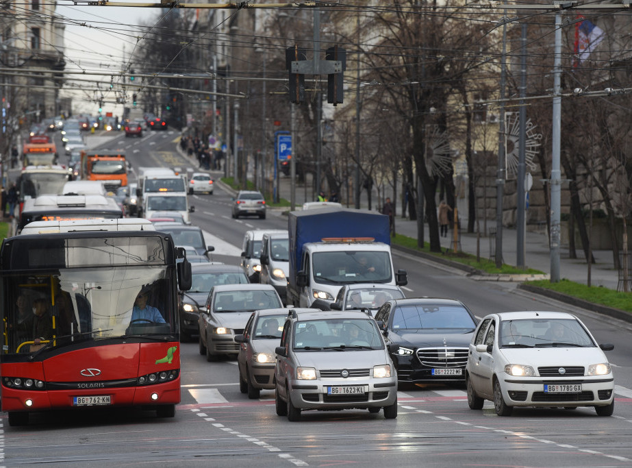 Tokom dana pretežno sunčano, suvo i toplo vreme, uveče naoblačenje i kiša