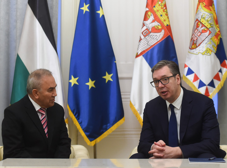 Vucic receives farewell visit from Palestinian ambassador