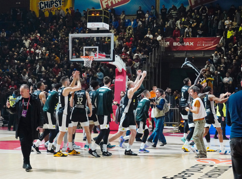 Partizan pobedio Hapoel u prvom kolu turnira u čast pola veka KK Igokea