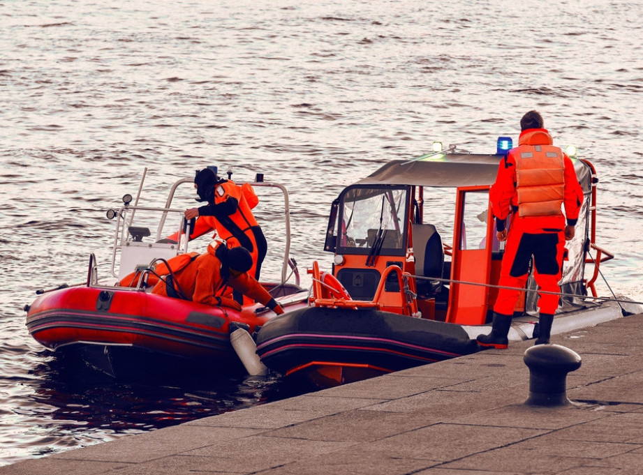 Grčka: Spasioci tragaju za dva pilota lovca F-4 koji se srušio u Jonsko more