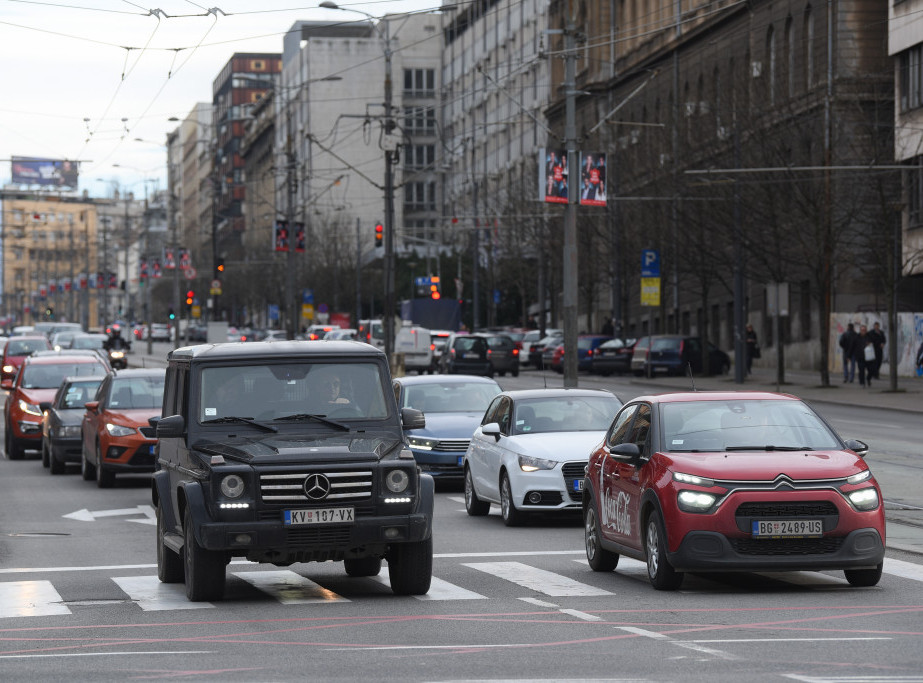 AMSS: Prohodni putevi, saobraćaj van grada umerenog intenziteta