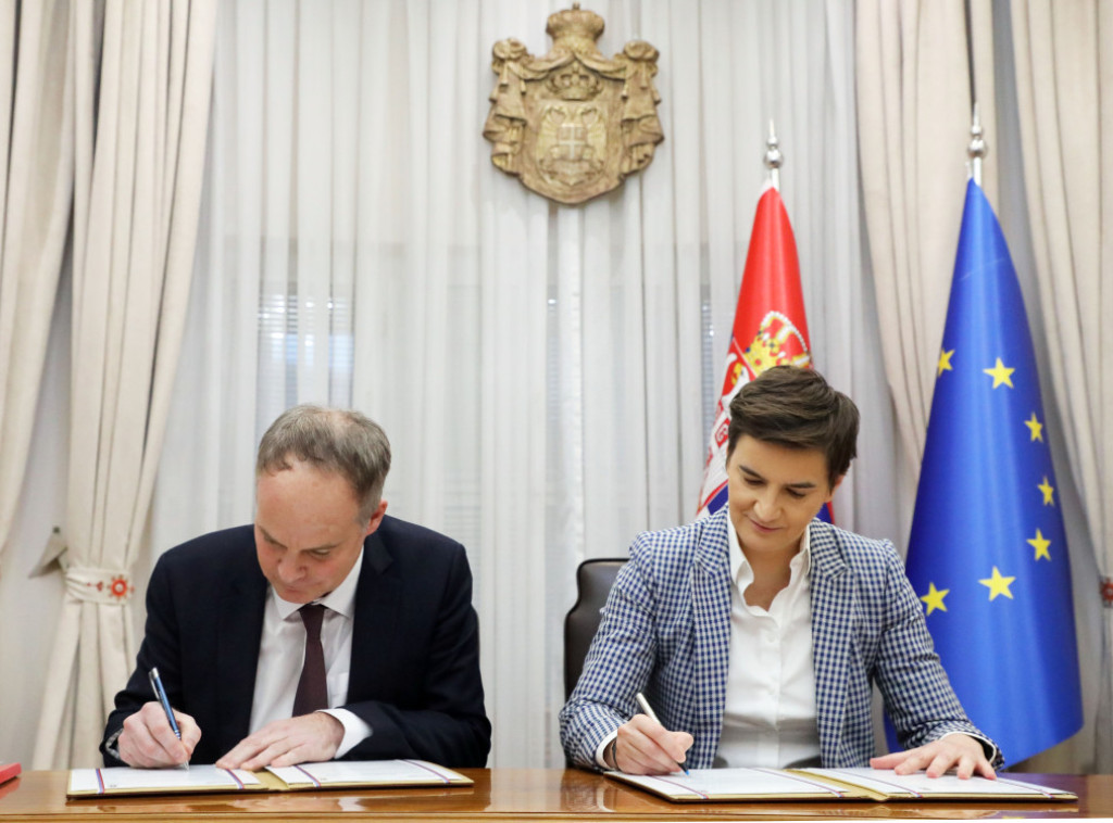 Ana Brnabić potpisala Memorandum o saradnji sa kompanijom Takeda