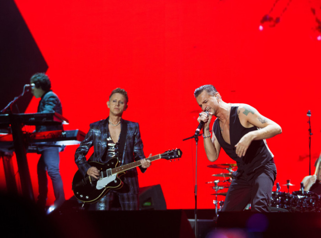 Britanski elektro rok bend Depeche Mode ima novi singl "Ghosts Again"