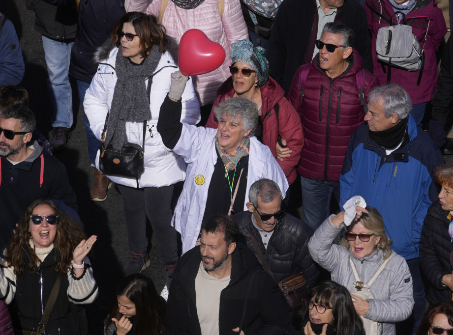 Hiljade ljudi protestovalo u Madridu zbog reforme primarne zdravstvene zaštite